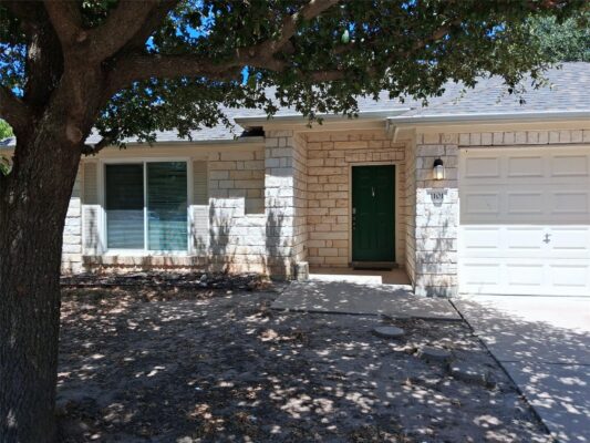 1101 Downridge Dr, Leander