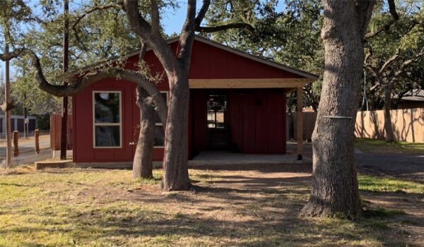 99 Old Austin Hwy, Johnson City