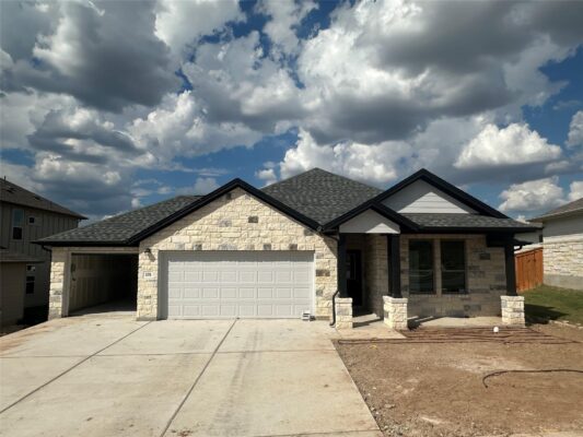 326 Dogvane Cir, Kyle