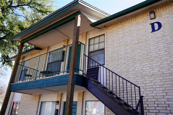 1624 Aquarena Springs Dr #D 132, San Marcos