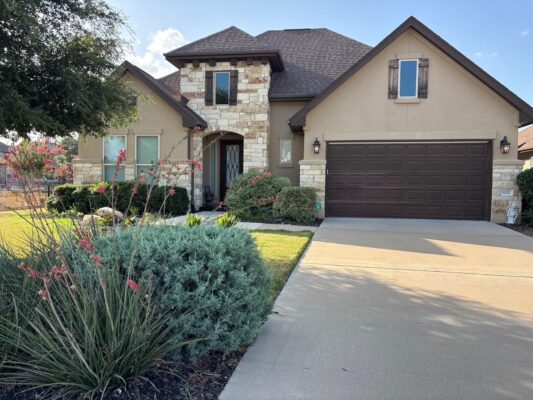 820 Desaix Dr, Georgetown