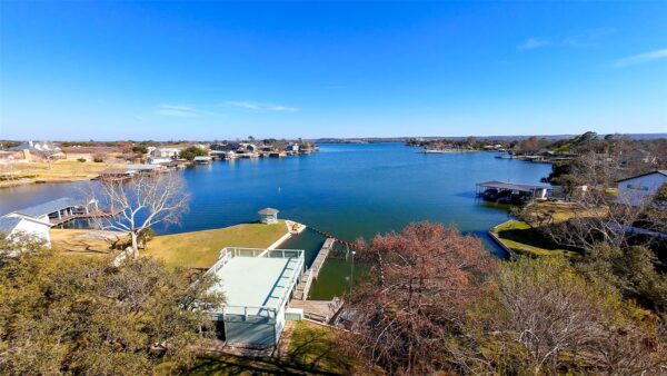 1303 Belaire Dr, Granite Shoals