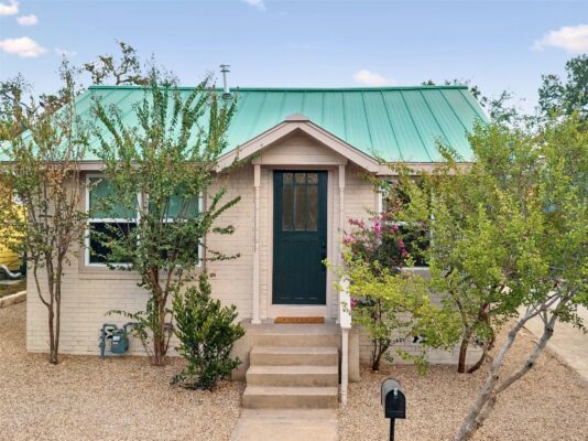 1613 W 10th St, Austin