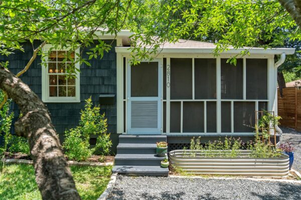 2810 Windsor Rd, Austin