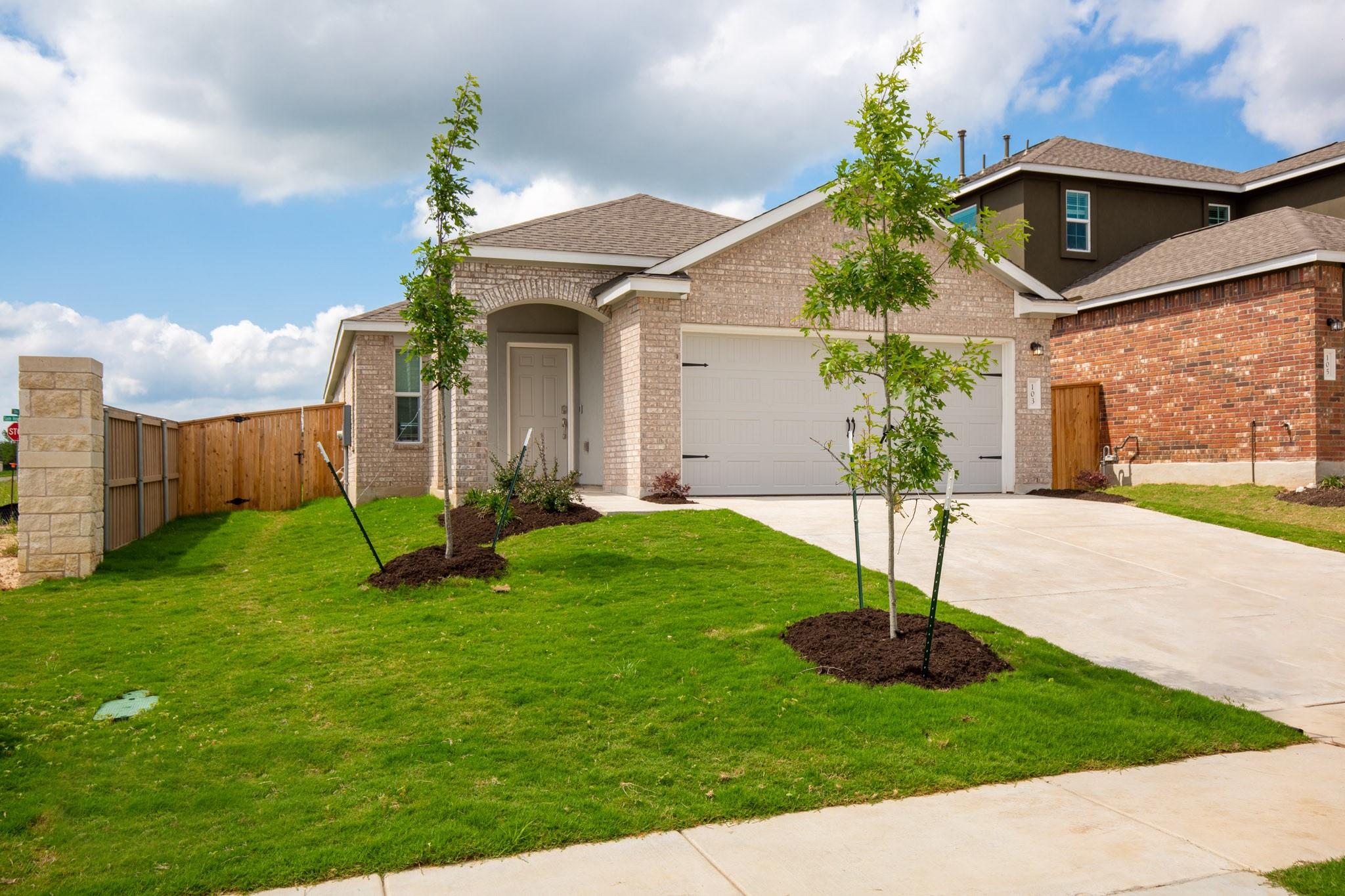 103 Brushy Creek Dr, Bastrop, TX 78602