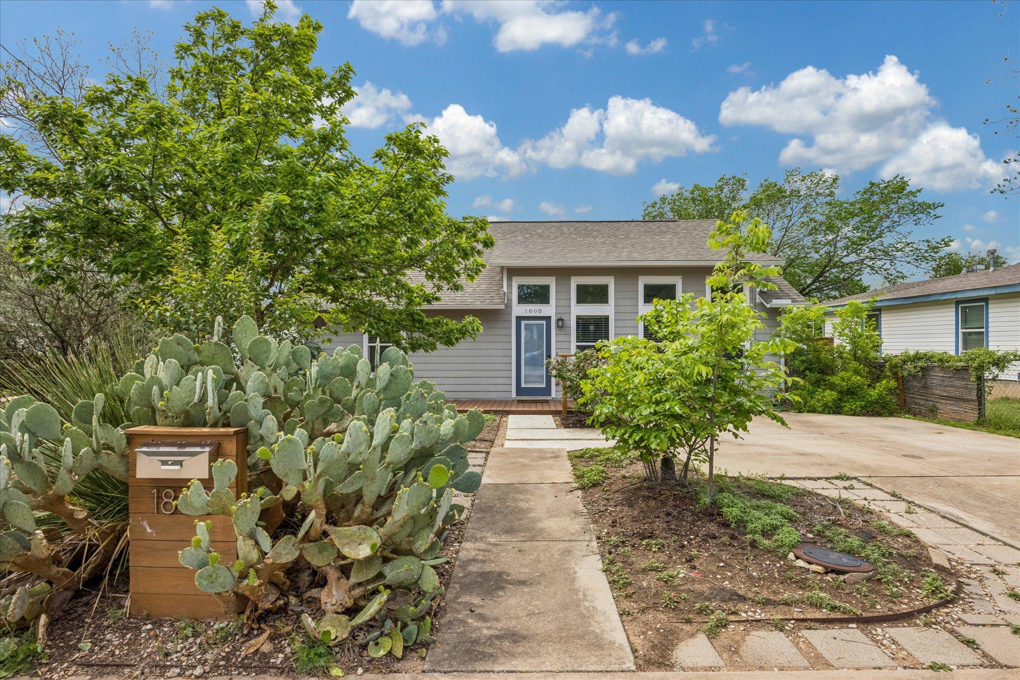 1800 Deloney St, Austin, TX 78721