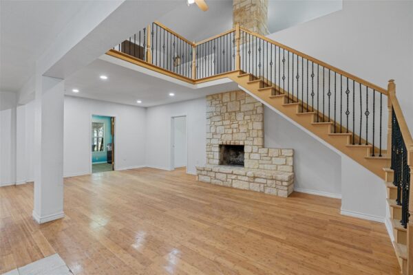 601 Deertrail Dr, San Marcos