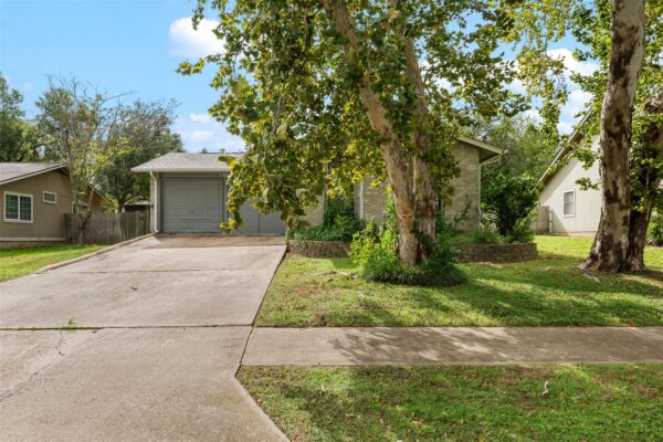 4009 Hillside Dr, Round Rock