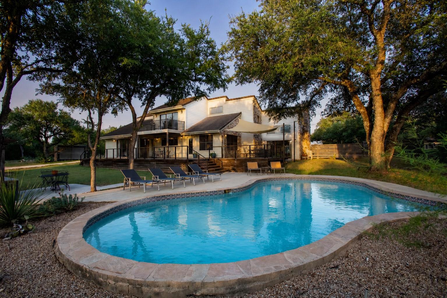 14900 Crosscreek Dr, Austin, TX 78737