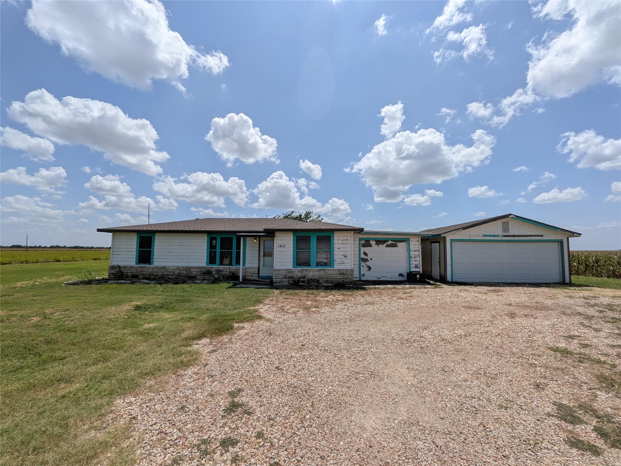 1401 N Highway 95 Hwy, Granger, TX 76530
