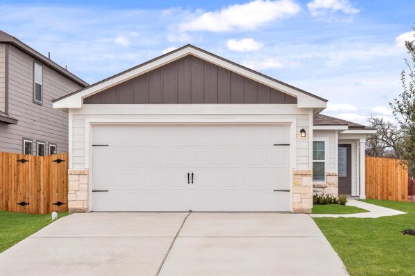 226 Myrtle Oak Dr, Maxwell
