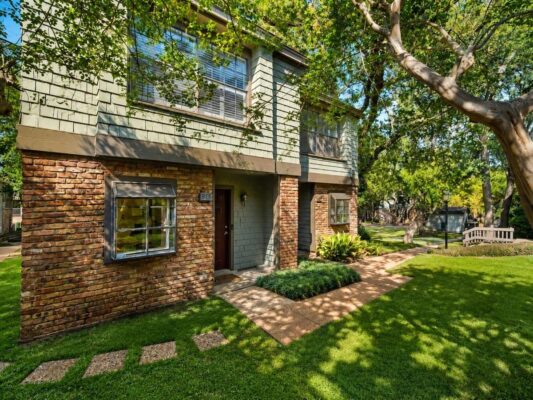 7122 Wood Hollow Dr #71, Austin