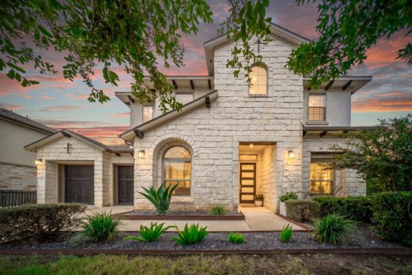 12800 Veronese Dr, Austin