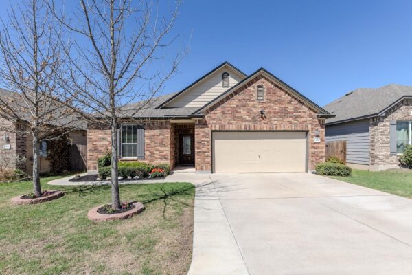13912 Lyndon B Johnson St, Manor