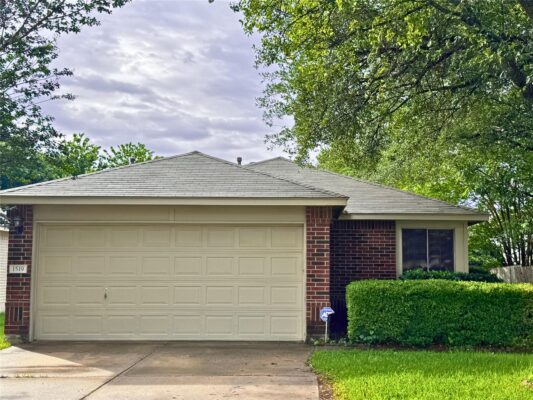 1519 Miss Allisons Way, Pflugerville