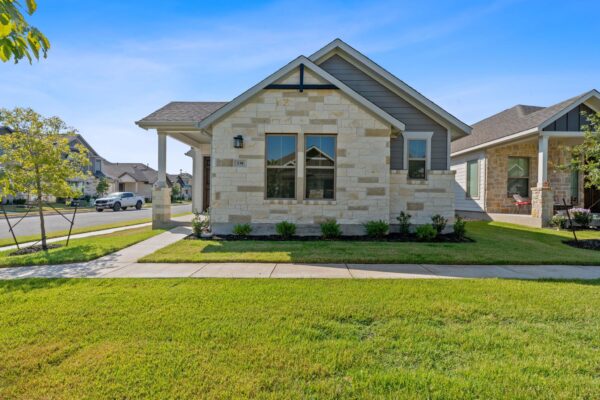 338 Orleanian Dr, Buda