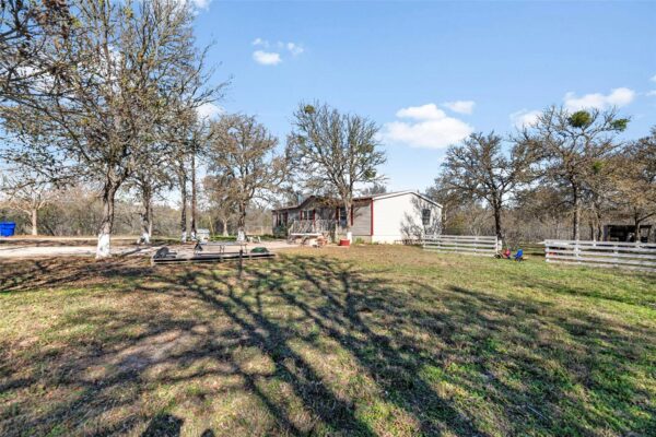 214 The Ranch Rd, Del Valle