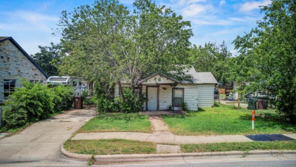 308 E Austin Ave, Round Rock