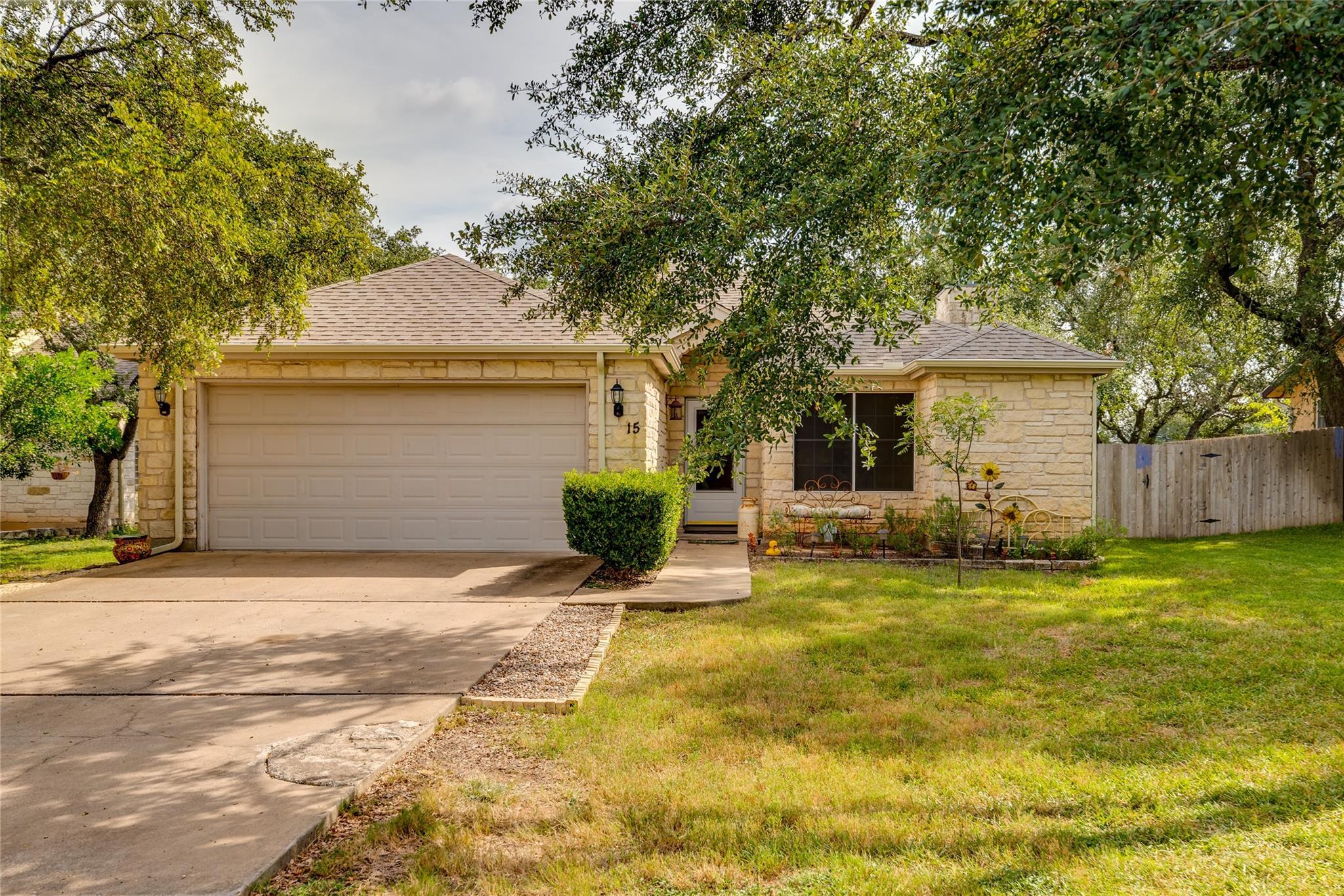 15 Palmer Ln, Wimberley, TX 78676