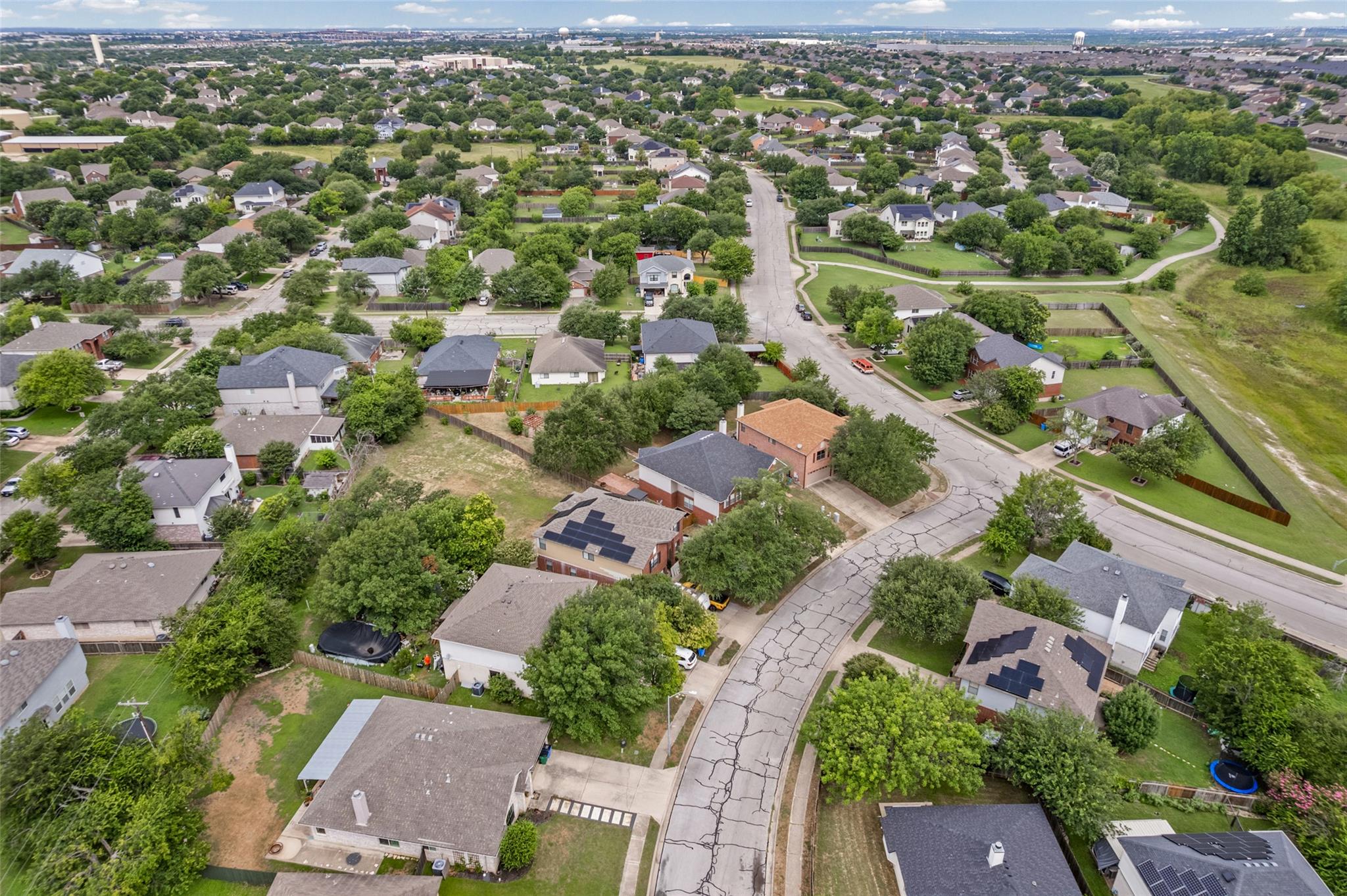 805 Catumet Dr, Pflugerville, TX 78660