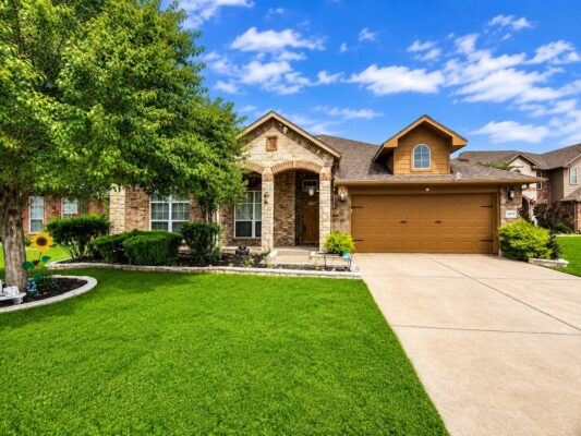 1012 Wallin Farms Cv, Hutto