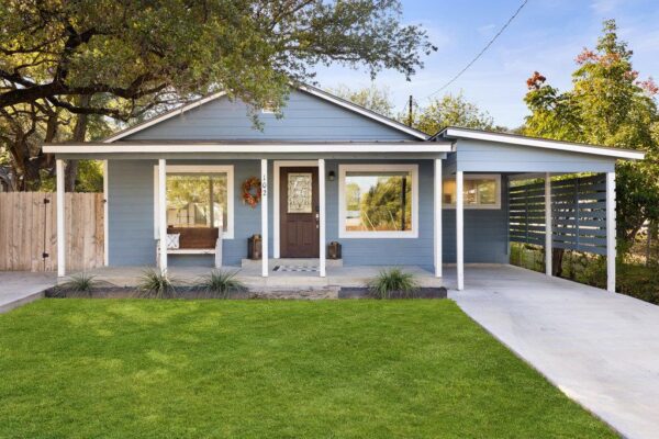 102 Ranchview Dr, Johnson City