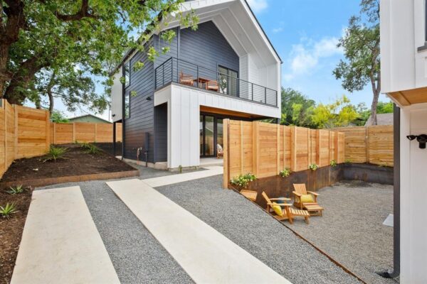2919 E 13th St #2, Austin