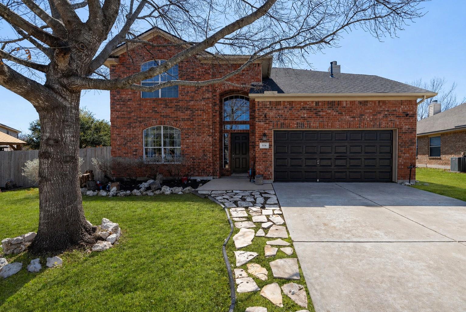 1114 Calistoga Dr, Leander