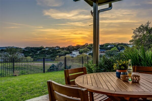 2802 Douglas Cv, Lago Vista