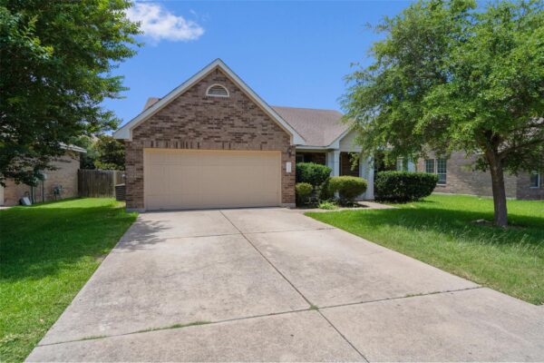 3924 Links Ln, Round Rock