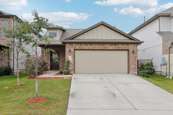 176 Mayney Ln, Leander