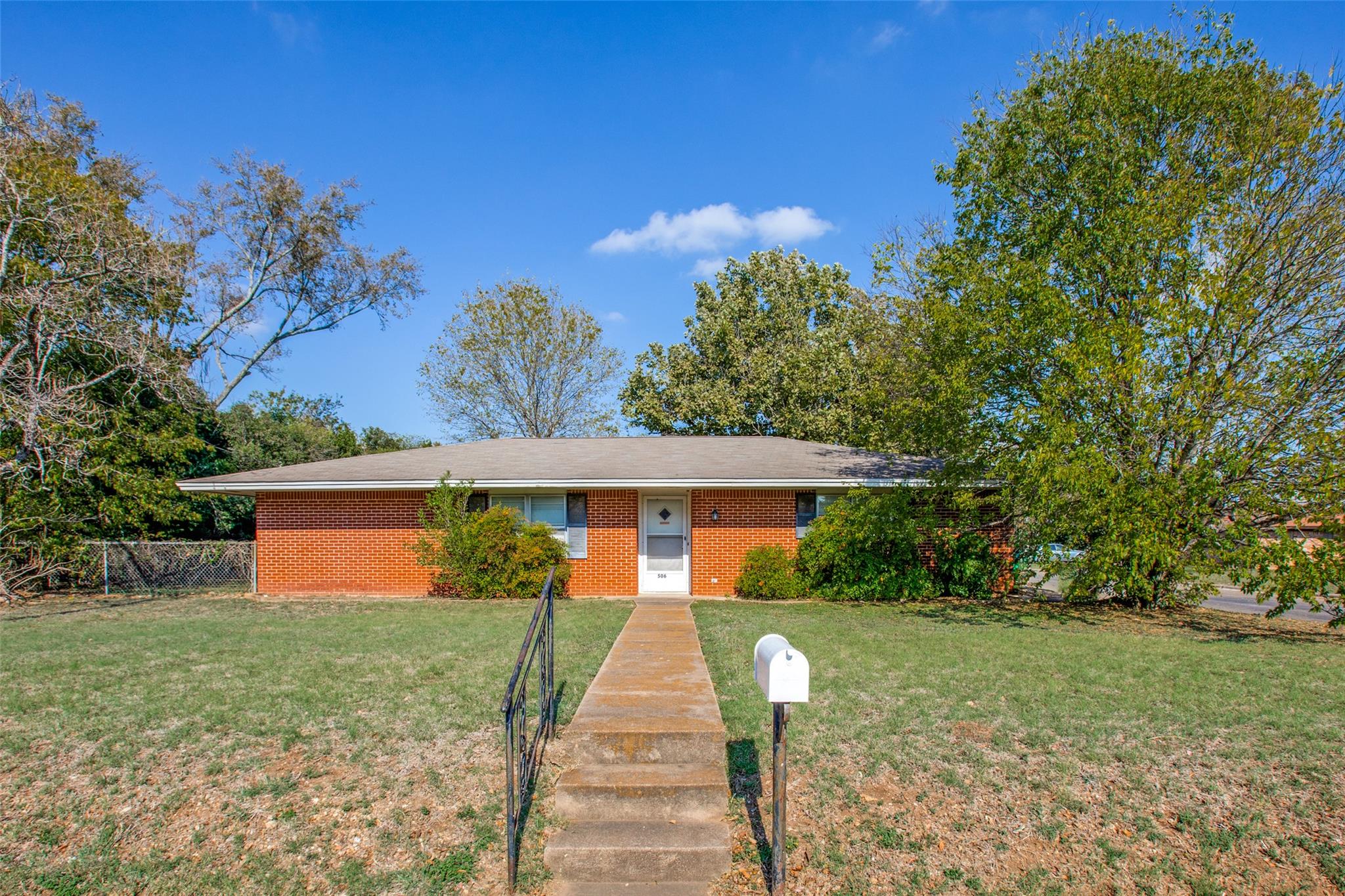 506 E Avenue T None, Belton, TX 76513
