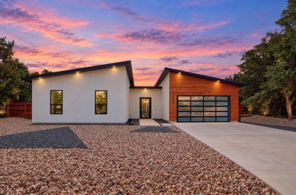 21409 Patton Ave, Lago Vista