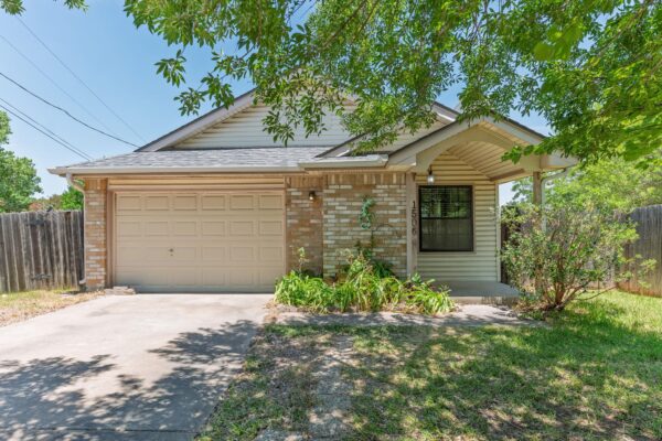 1506 Ashwood Ct, Round Rock