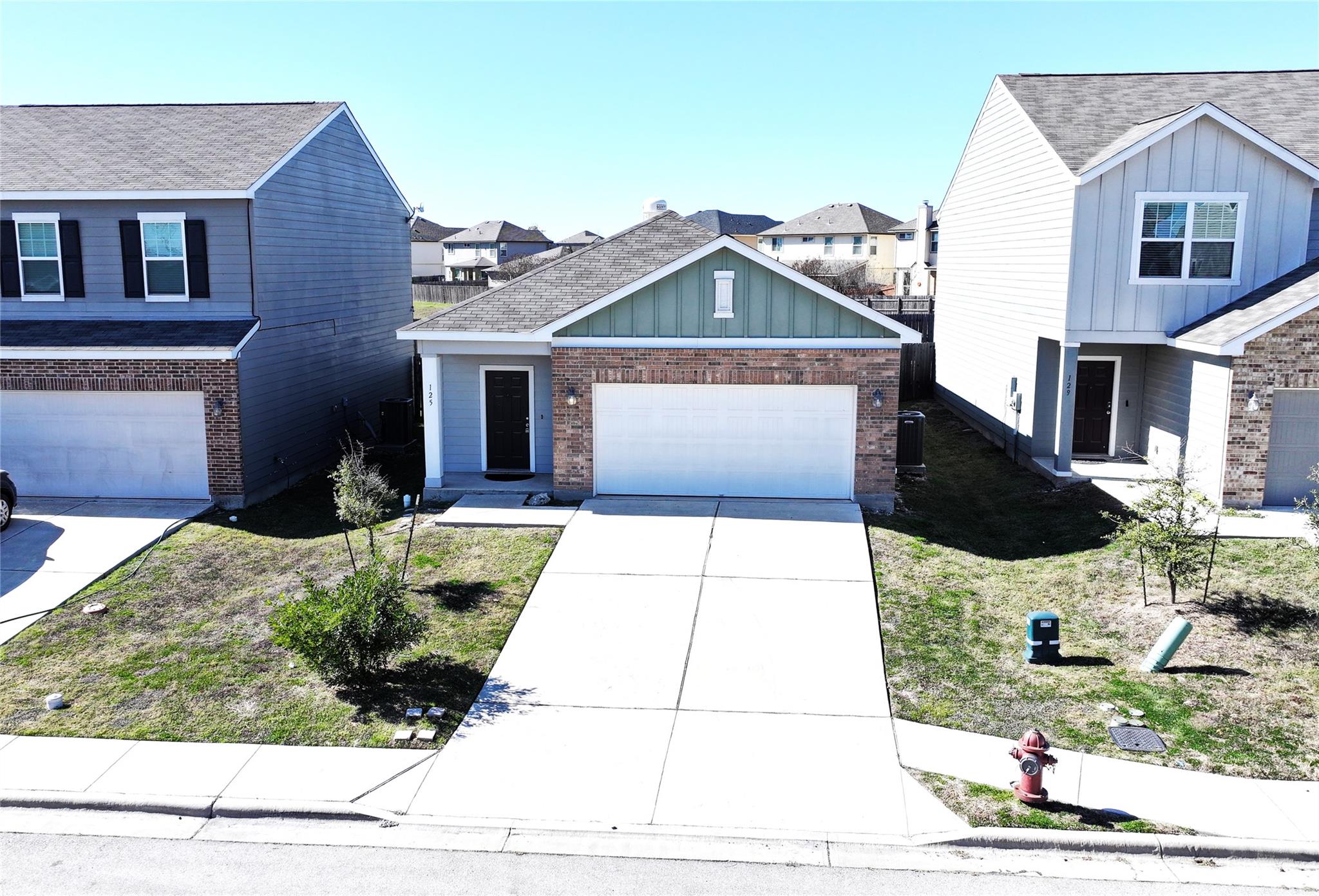 125 Woodpecker Run, Jarrell, TX 76537