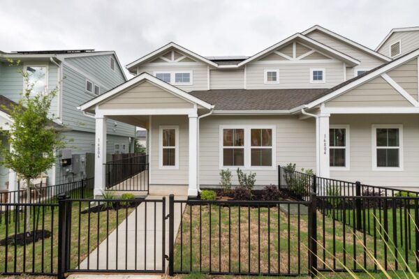 16806 Sonoma Breeze Dr, Manor