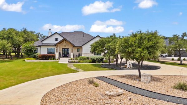 104 Lower Cedar Cv, Georgetown