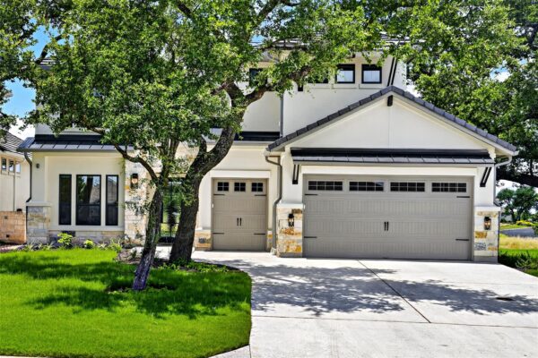 305 Indigo Ln, Georgetown