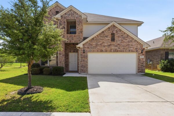 716 S San Marcos St, Manor