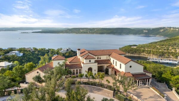 12600 Lyndon Dr, Austin