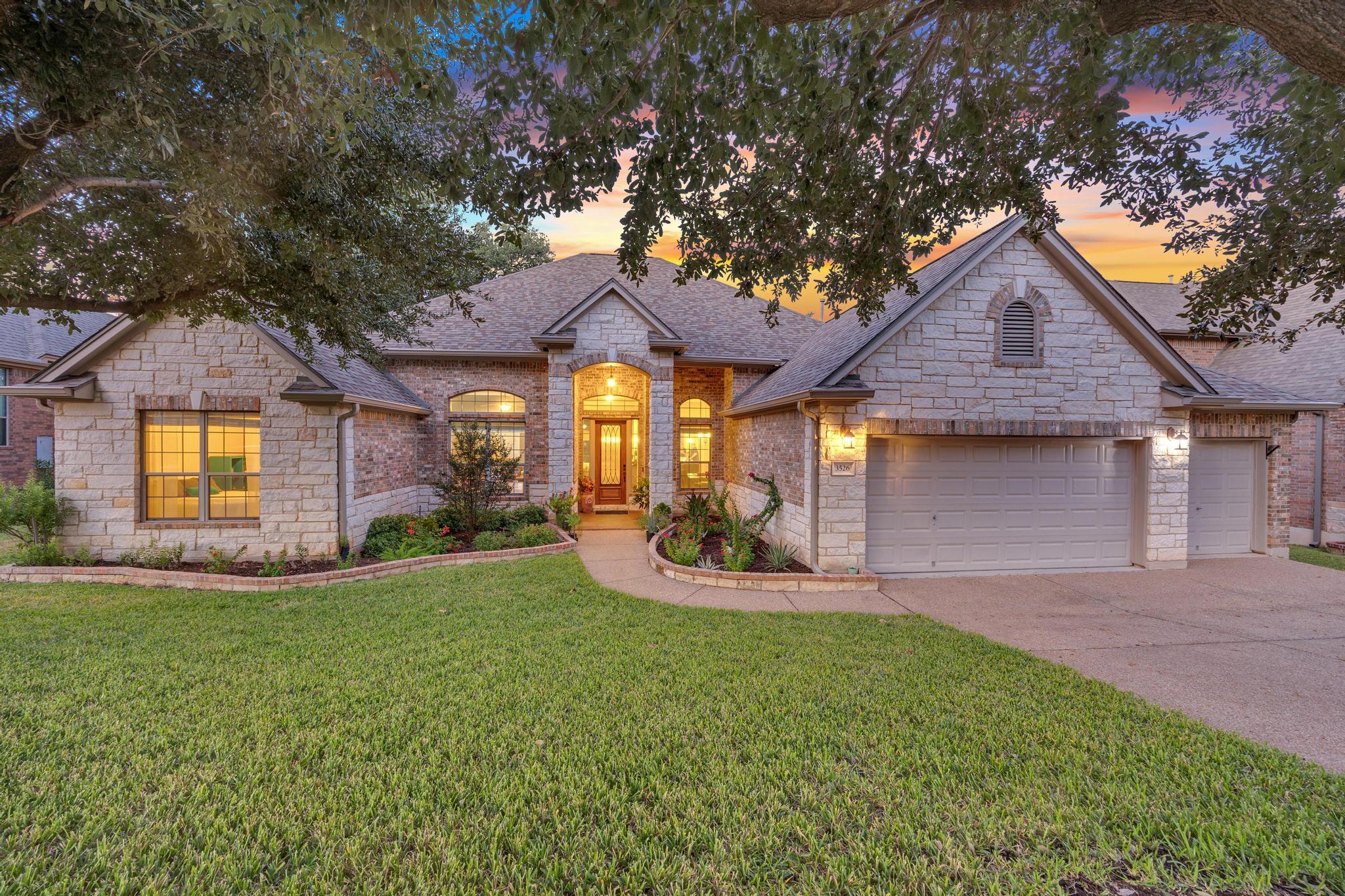 3526 Aquamarine Dr, Round Rock, TX 78681