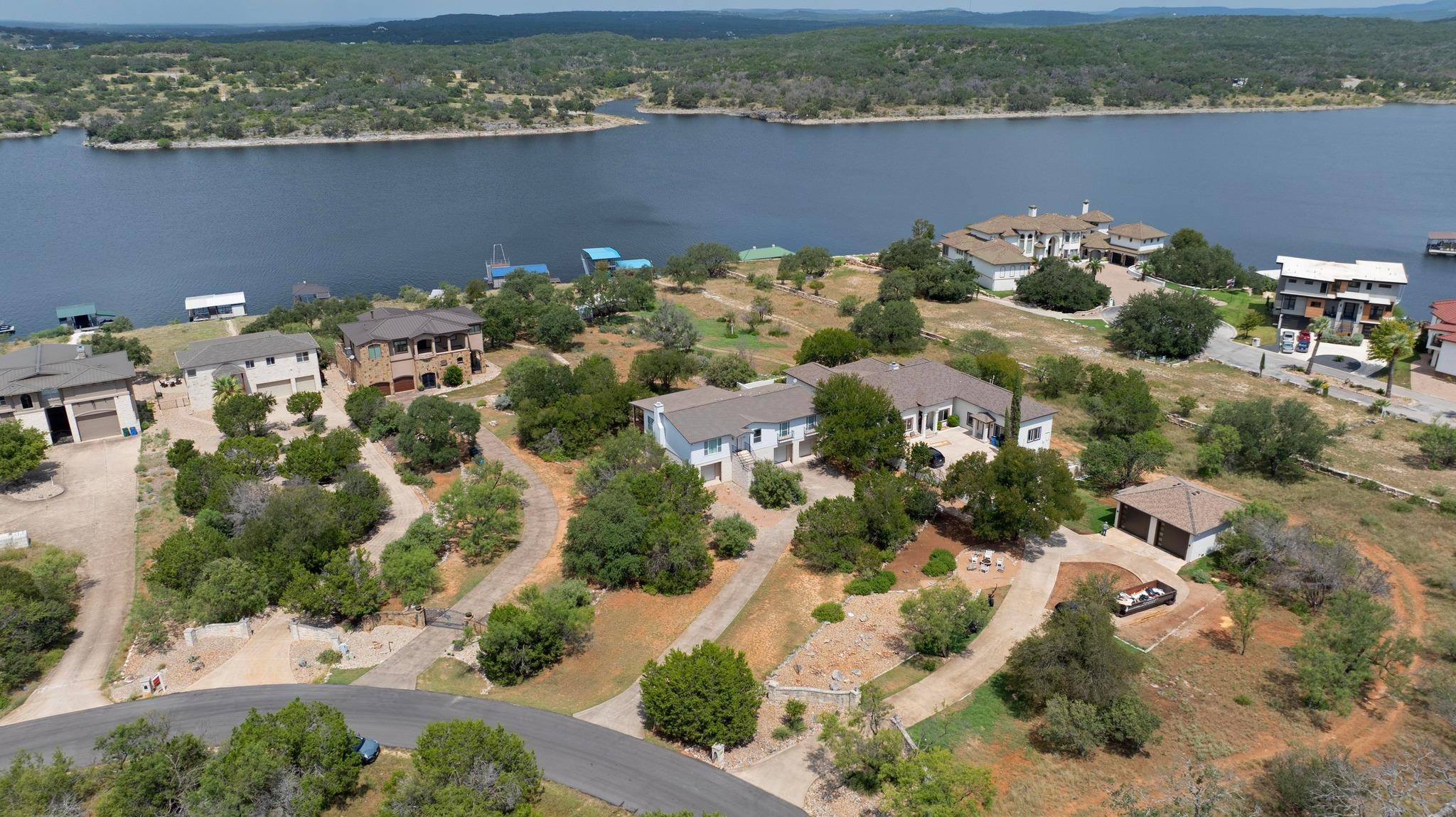 2806 Truman Cv, Lago Vista, TX 78645