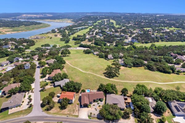 21206 National Dr, Lago Vista