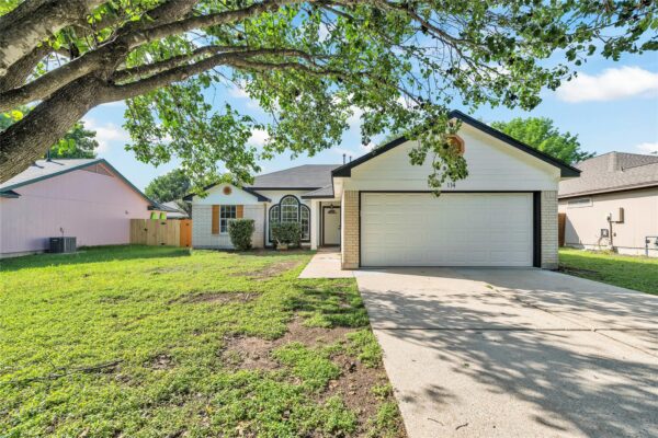 114 EVERGREEN Cir, Georgetown