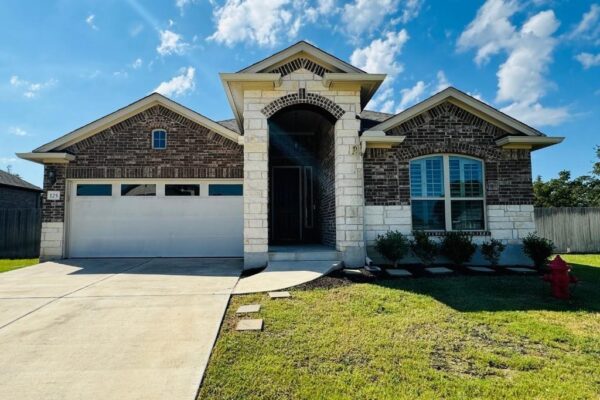 125 Millsaps Ct, Bastrop