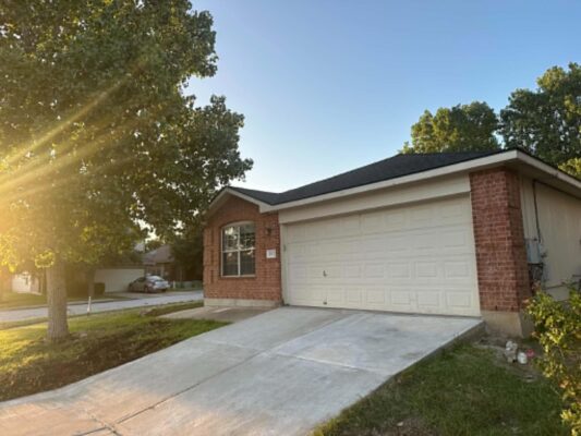 18312 Crestwind Ln, Elgin