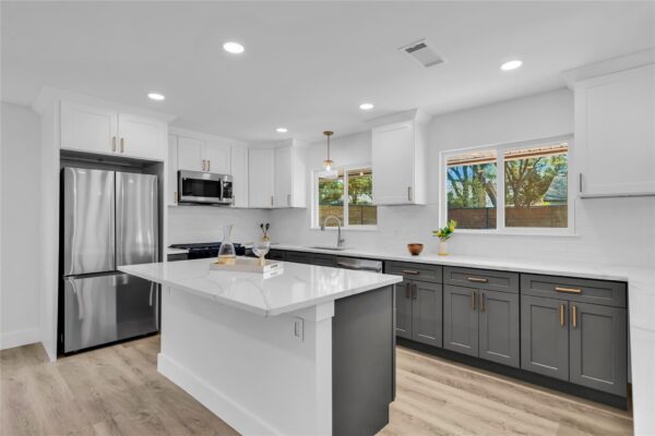 11602 Big Trl, Austin