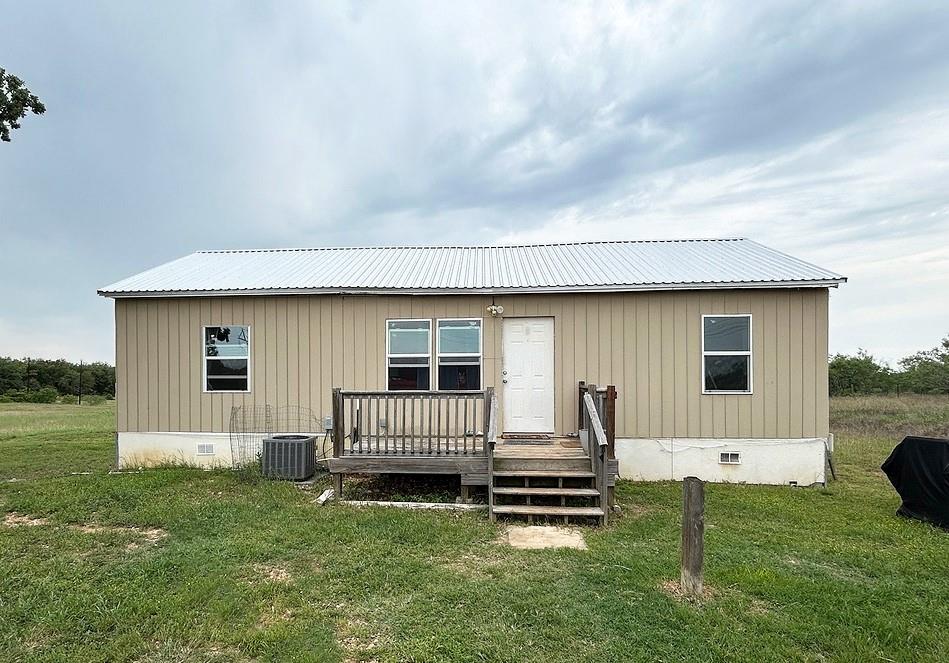 136 Fm 2239 Rd, Paige, TX 78659