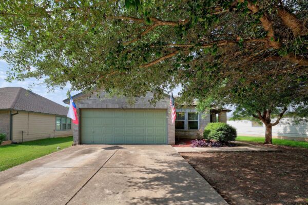 1621 Apollo Cir, Round Rock