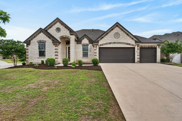 632 Asher Ct, Leander